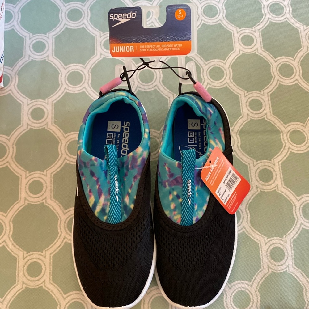 NWT Speedo Junior Sz S (13-1) Black Blue Aquaskimmer Water Shoes Brand New